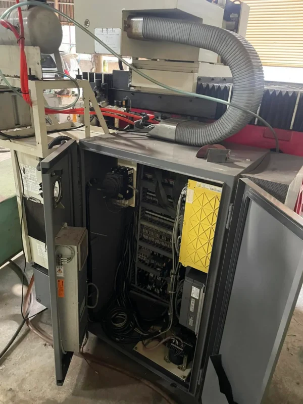 máy phay Roku-Roku Fanuc 16MC 2