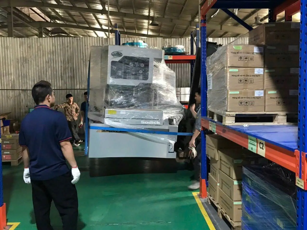 phuong-nam-cnc-giao-may