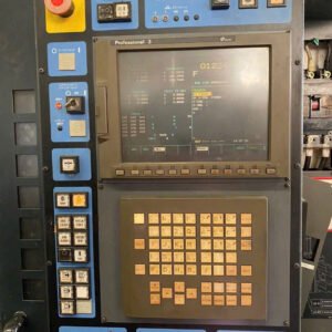 bang-dieu-khien-may-phay-cnc-makino-v33