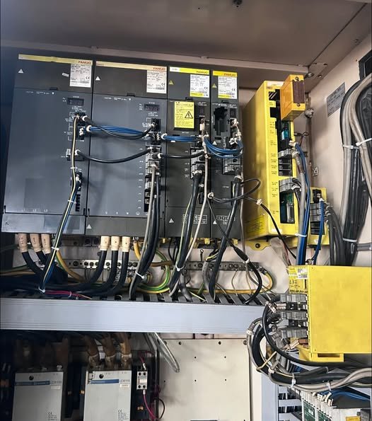 tủ điện máy phay Mori seiki SV-400